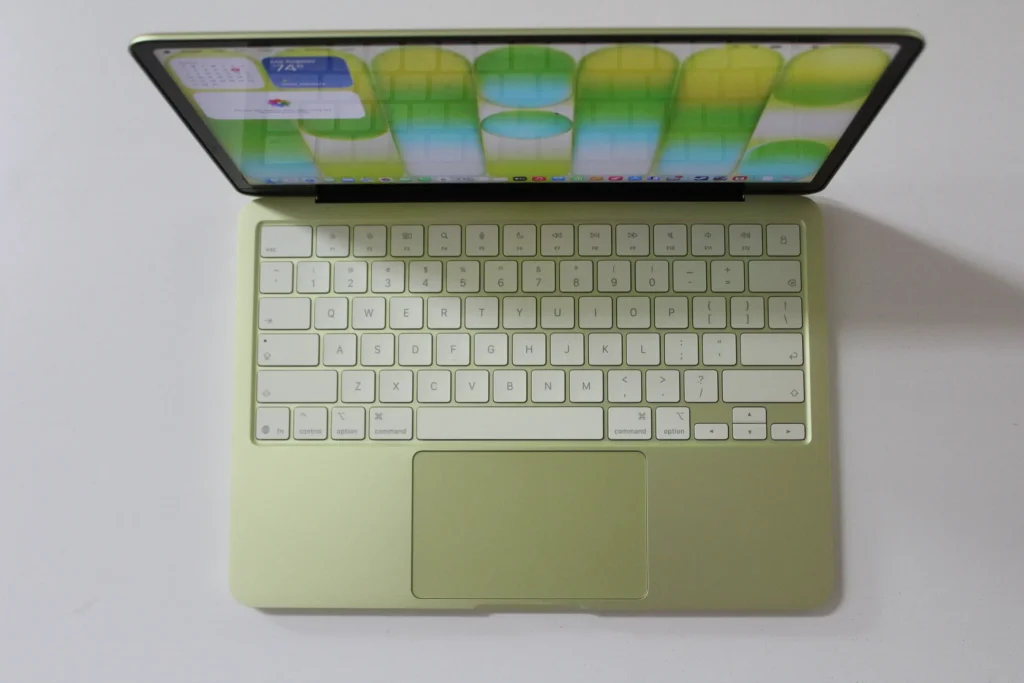 Macbook Neo Sverige